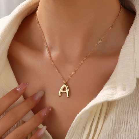 18K Verguld Legering Ballon Initialen Hanger Halsketting Voor Vrouwen Puffy Alfabet A-Z Minimalistische Mode Sieraden Cadeau