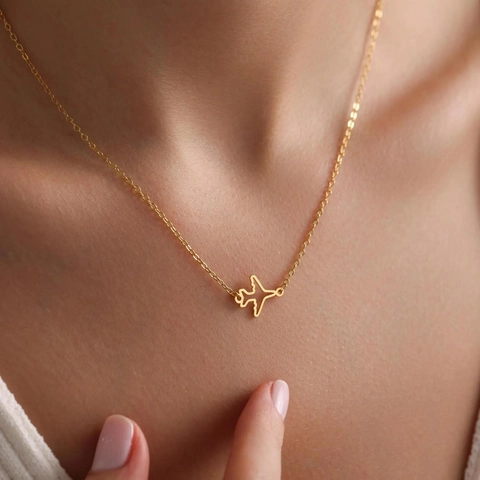 Minimalist Alloy Gold Plated Airplane Cutout Pendant Clavicle Necklace For Women Fashion Travel Aviation Jewelry Gift