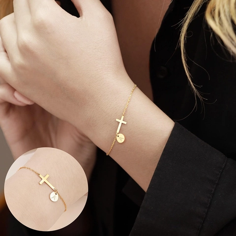 Minimalistische Vergulde Koperen Kruis Armband Met Initiaal Voor Dames 26 Alfabet Munt Hanger Sierlijke Dunne Ketting Sieraden