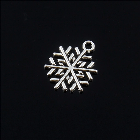 Vintage Silver Snowflake Alloy Pendants Jewelry Making DIY Necklace Bracelet Accessories Winter Christmas Theme Fashion Decorative Charms