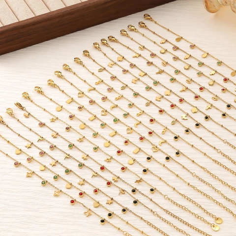 Bracciale con Ciondoli in Acciaio Inossidabile Placcato Oro 18K per Donna Zirconia Colorata Stella Luna Cuore Trifoglio Gioielli Regolabili