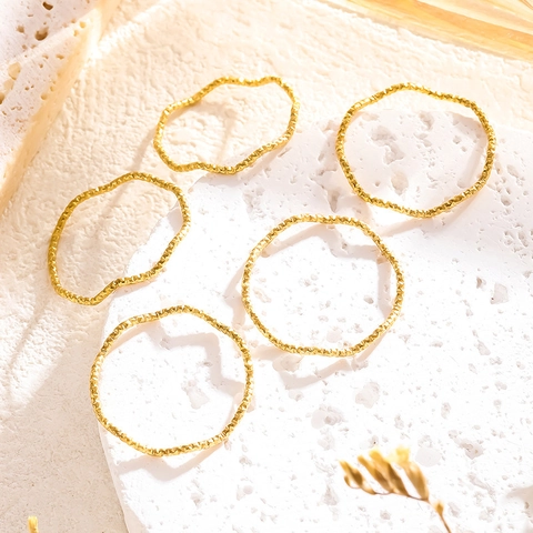 Minimalistisch Titanstahl Wellen Textur Ring Für Damen Goldfarben Dünn Geometrisch Schlichtes Band Mode Finger Schmuck Geschenk