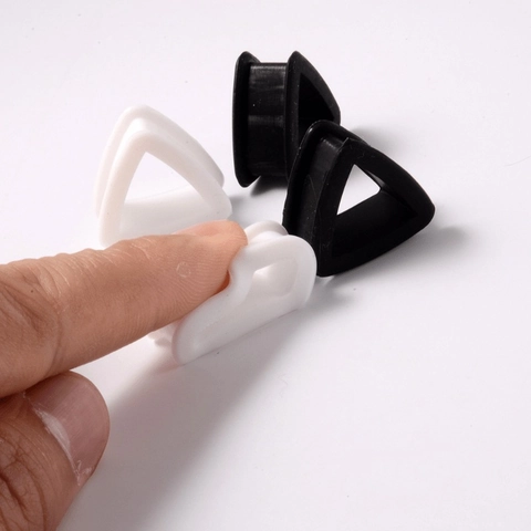 Triangle Silicone Ear Tunnels Gauges Hollow Saddle Piercing Plugs Body Jewelry For Men Women Black White Decorative Ear Expanders