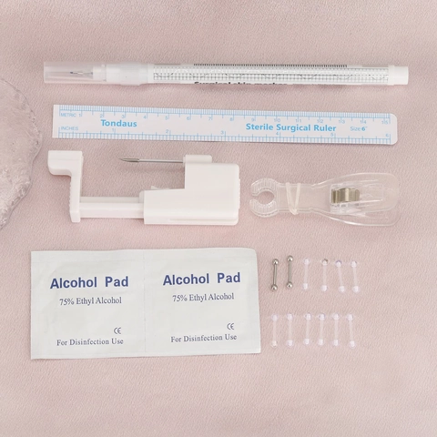 Kit de Perçage Corporel en Acier Inoxydable et Acrylique Avec Anneaux de Langue Pinces Tampons d'Alcool Règle Outil Marqueur