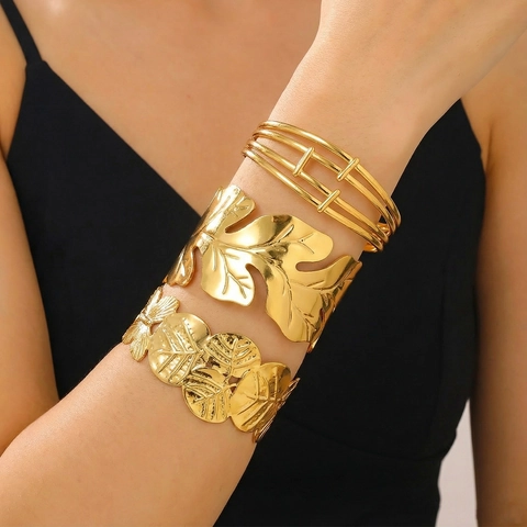 Fashion 18K Gold Plated Stainless Steel Open Bangle For Women Irregular Flower Shell Leaf Hollow Out Cuff Bracelet Jewelry