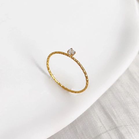 Minimalist Titanium Steel Gold Plated Ring Ultra Thin Beaded Band Round Zirconia Solitaire Ring For Women Fashion Jewelry