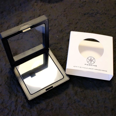 Caja de Joyas de Suspensión de Película de PE Plástico Minimalista Con Funda de Papel con Ventana Redonda Para Caja de Almacenamiento de Exhibición de Pendientes Anillo