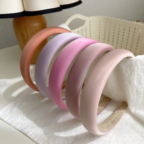 Koreanischer Stil Süßigkeitenfarbe Gepolstertes Stirnband Für Damen Vintage Breit Einfarbig Satin Stoff Haarband Rutschfest Mode Haarschmuck