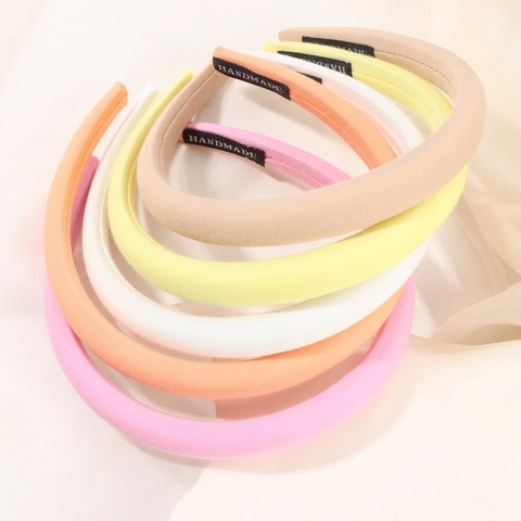 Damen Gepolstertes Schwamm Haarband Koreanischer Stil Süßigkeitenfarbe Einfarbig Stoff Stirnband Handgemacht Haarschmuck