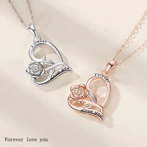 Collier Pendentif Coeur Rose en Alliage à la Mode Gravé Forever Love You Bijoux Romantiques pour Femmes Cadeau de Saint Valentin Fête des Mères