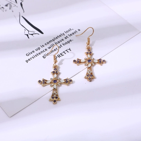 Vintage Legering Kruis Sieradenset Met Strass Ingelegde Hanger Ketting En Oorhaak Oorbellen Boheemse Religieuze Accessoires Voor Vrouwen