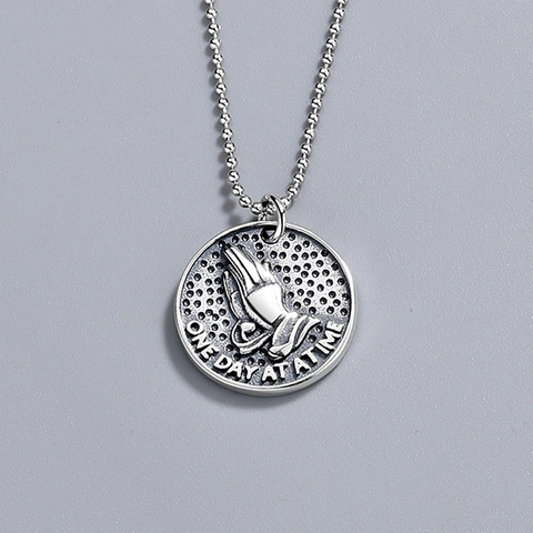 Vintage 925 Sterling Silber Betende Hände Münze Anhänger Halskette One Day At A Time Graviert Kugelkette Unisex Schmuck
