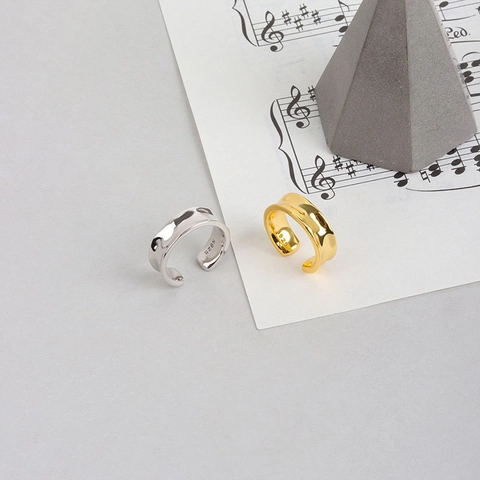 Pendiente de Cartílago Minimalista de Plata de Ley S925 Onda Irregular Sin Perforación Pendientes de Clip Joyería Mujer
