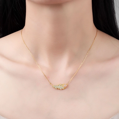 925 Sterling Silver Feather Pendant Necklace For Women Zircon Inlaid Elegant Adjustable Chain Nature Inspired Fashion Jewelry