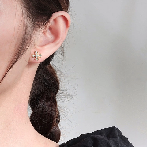 Gothic Cross Flower Stud Earrings With 925 Sterling Silver Earring Post Platinum Gold Plated Zirconia Hip Hop Jewelry Unisex