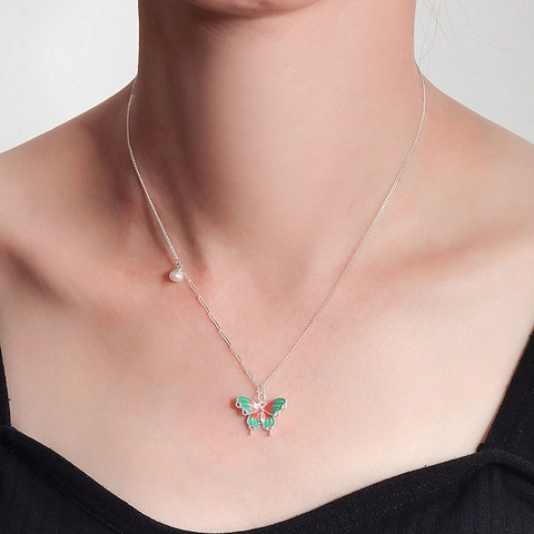 925 Sterlingsilber Schmetterling Anhänger Halskette Bunte Emaille Asymmetrische Künstliche Perlenkette Schmuck Für Damen Jubiläumsgeschenk