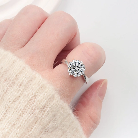 925 Sterling Silver Snowflake Ring Women Moissanite Zirconia Heart Prong Twist Band Engagement Wedding Ring Fine Jewelry Gift