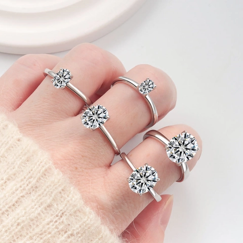 Simple S925 Sterling Silver Oval Cut Moissanite Ring For Women Four Prong Setting Zirconia Inlaid Wedding Engagement Jewelry