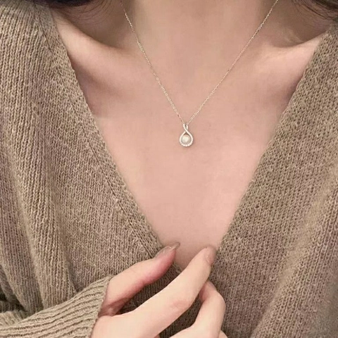 Collar de Acero Inoxidable con Perla Artificial y Zirconia Colgante de Gota de Agua para Mujer Lágrima de Sirena Joyería Elegante