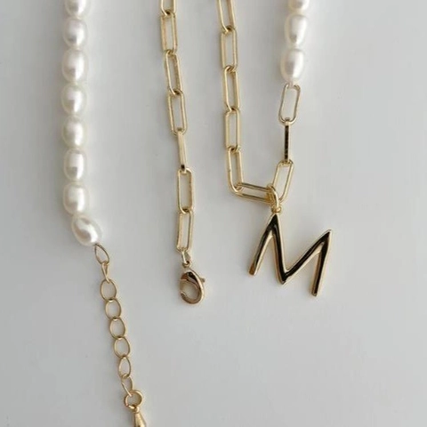 Trendy Gold Plated Stainless Steel Freshwater Pearl Alphabet Pendant Necklace For Women Asymmetric Paperclip Chain Initial Letter Jewelry