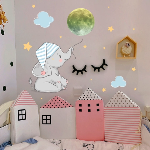 Adesivi Murali Elefante Luna Stelle Fluorescenti Per Camera Dei Bambini Letto Decorativi In PVC Luce Notturna Adesivi Da Parete