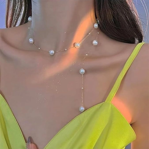 Collier de Perles Artificielles Multi Port Mode Luxe Léger Design de Niche Doux Simple Chaîne de Clavicule Cadeau de Bijoux