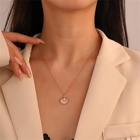 Collar Con Colgante de Perla Artificial de Concha para Mujer Cadena de Clavícula de Cobre Chapado en Oro Esmalte Joyería Dulce Regalo