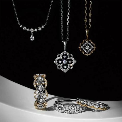 Collana con Pendente Geometrico Traforato in Argento Sterling S925 con Zirconia per Donna Gioielli in Oro Vintage Regalo di Natale