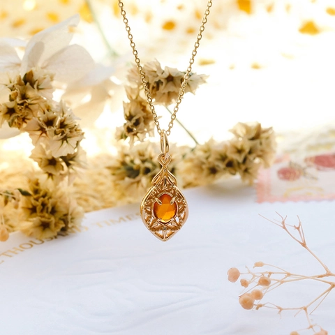 Vintage S925 Sterling Silver Orange Garnet Peacock Petal Pendant Necklace For Women Hollow Gold Plated Literary Jewelry Gift