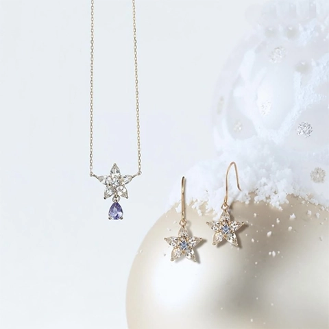 Collana Con Pendente a Campanula in Argento Sterling 925 Placcato Oro 14K Con Zircone Tanzanite e Topazio Bianco