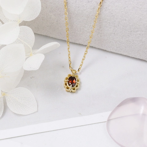 Vintage 925 Sterling Silver Gold Plated Jewelry Set Natural Garnet Oval Ring Necklace Earrings For Women Hollow Lace Design