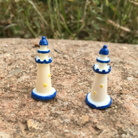Mediterraner Stil Kunstharz Miniatur Leuchtturm Segelboot Figuren Fee Garten Deko Blau Weiß Nautische Schreibtisch Ornamente