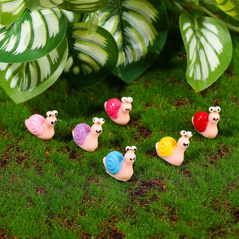 Cartoon Resin Snail Figurines Micro Landscape Miniature Animal Ornaments For Succulent Garden Home Desk Decor Multicolor