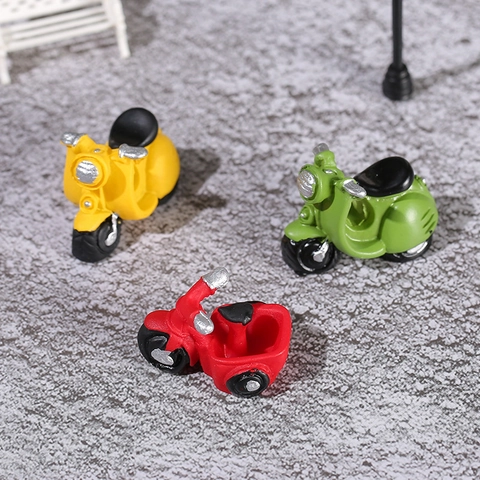 Miniature Simulation Motorcycle Scooter Tricycle Figurine Resin Craft Exquisite Desktop Ornament Micro Landscape Garden Decor