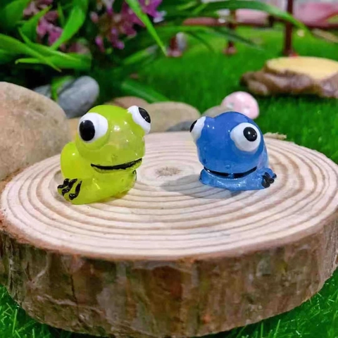 Mini Resin Cartoon Animal Figurine Micro Landscape Decoration Cute Ant Frog Fish Statue Fairy Garden DIY Accessories Home Desktop Ornament