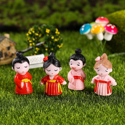 Cute Mini Resin Chinese Hanfu Couple Figures For Micro Landscape Succulent Garden Decor Q Version Desktop Ornaments Gift