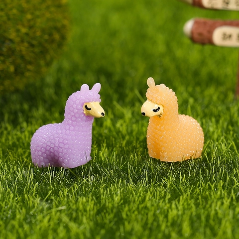 Cute 3D Resin Alpaca Miniature Figurines For Micro Landscape DIY Garden Home Tabletop Decor Animal Ornaments Mixed Colors