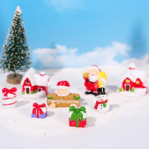 Christmas Miniature Resin Ornaments Santa Claus Snowman Snow House Micro Landscape Accessories Fairy Garden Xmas Decor