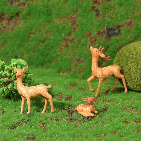 Realistic Resin Sika Deer Figurines Miniature Fawn Statues For Micro Landscape Fairy Garden Potted Plant Home Desk Decoration