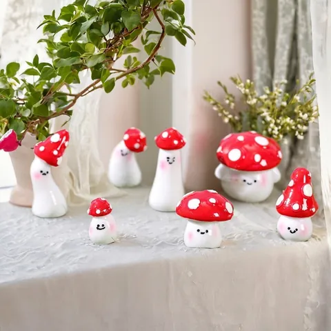 Cute Resin Mushroom Miniature Ornament Smiley Face Red Polka Dot Figurines For Micro Landscape Fairy Garden Home Office Decor