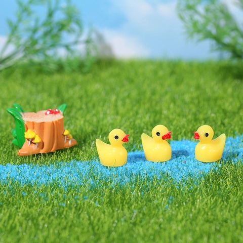 Miniature Raincoat Couple Figurine Micro Landscape Ornaments Duck Tree Stump Fairy Garden Accessories For DIY Home Decor