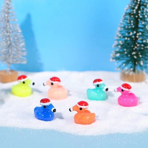 Miniature Christmas Flamingo Duck Figurines With Red Xmas Hat Resin Ornaments For Micro Landscape DIY Cake Topper Holiday Home Decor