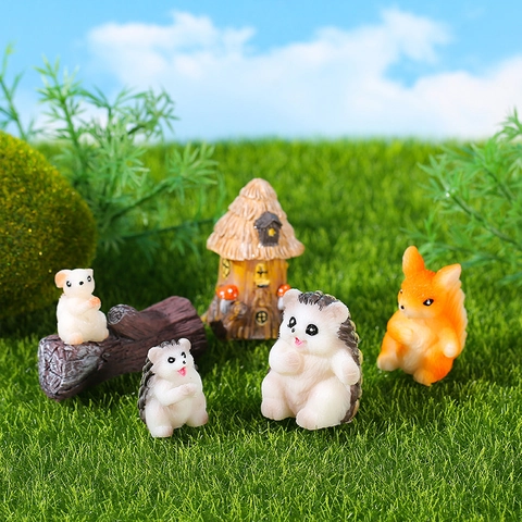 Miniature Resin Animal Fairy Garden Decor Set Hedgehog Squirrel Rabbit Straw House For Potted Plant Succulent Desktop Decoration