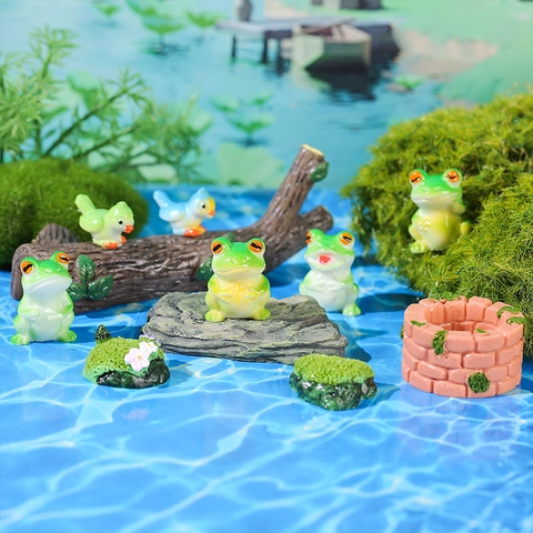 Creative Resin Micro Landscape Ornaments Cartoon Frog Bird Miniature Well Stone Figurines For DIY Garden Bonsai Home Decor