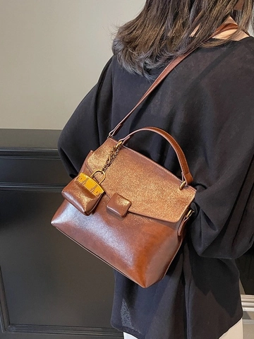 Vintage Τσάντα Ώμου από Δέρμα PU για Γυναίκες Retro Τσάντα Crossbody Με Flip Κάλυμμα Και Μίνι Γούρι Τετράγωνη Τσάντα Γραφείο