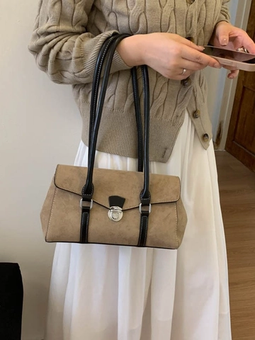Franse Retro Matte Suede-Look PU Leer Baguette Schoudertas Voor Dames Minimalistische Woon-werkverkeer Onderarmtas Metalen Slot