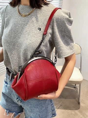 Sac Coquille en Cuir PU Rétro pour Femmes Sac Bandoulière Vintage Chaîne Fermoir à Clip Motif de Surpiqûres en Croix
