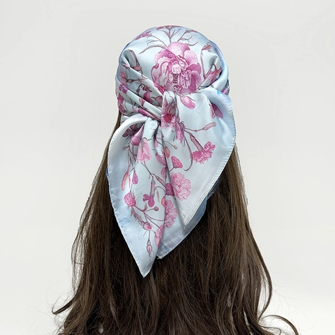 Women Elegant Rose Floral Print Square Satin Scarf Retro Silk Like Neck Scarf Fashion Head Wrap Hair Accessory