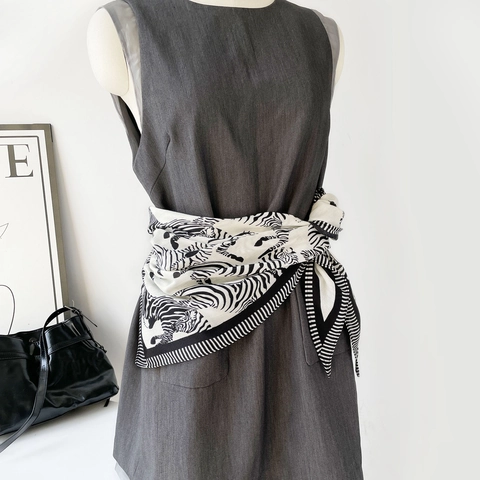 Dames Satijn Driehoekige Sjaal Zebra Bedrukt Visgraat Elegante Hoofddoek Zijdeachtige Haar Bandana Halssjaal Mode Accessoires