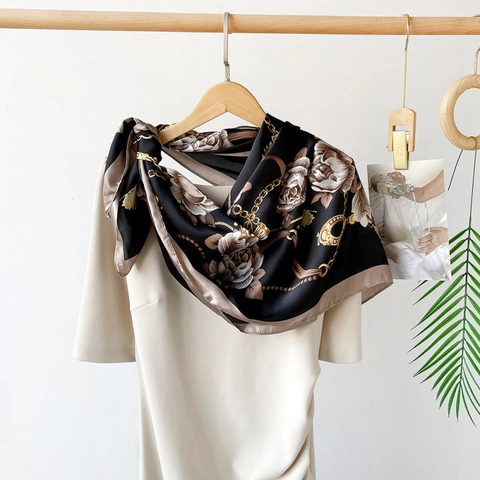 Pañuelo Cuadrado de Satén Estilo Vintage Francés Estampado Floral Cadena Oro Chal Lujoso Pañuelo Cabeza Ligero para Mujer Accesorio Moda